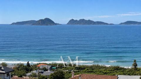CHALET MUY EXCLUSIVO CON ESPECTACULARES VISTAS AL MAR, LAS PLAYAS Y LAS ISLAS CIES.CALIDAD Y PRIVACIDAD.