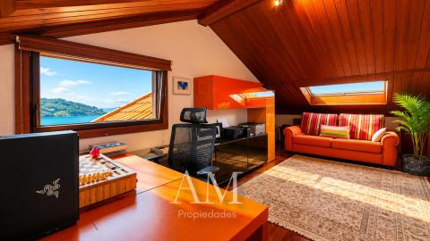 CHALET MUY EXCLUSIVO CON ESPECTACULARES VISTAS AL MAR, LAS PLAYAS Y LAS ISLAS CIES.CALIDAD Y PRIVACIDAD.