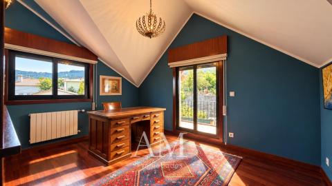 CHALET EN DONAS CON VISTAS ABIERTAS AL VALLE MIÑOR Y A LAS MONTAÑAS PARCELA DE 835 M² · PRIVACIDAD Y TRANQUILIDAD. AMPLIAS TERRAZAS.