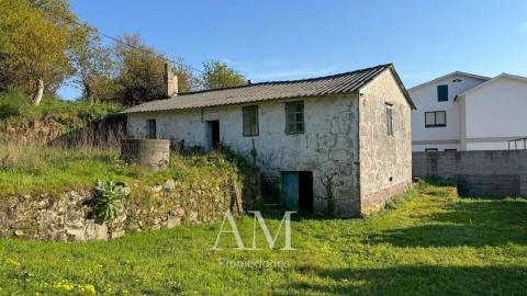CASA CON PARCELA 600 M2 EN PRADO