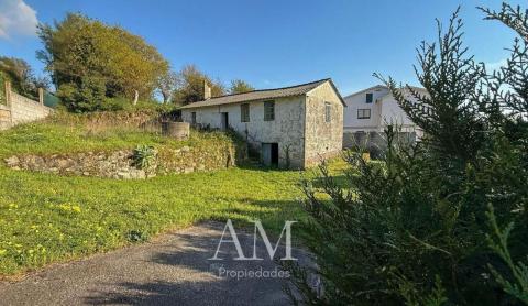 CASA CON PARCELA 600 M2 EN PRADO