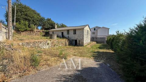 CASA CON PARCELA 600 M2 EN PRADO